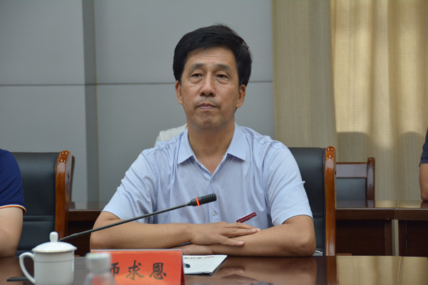 4师求恩副院长发言.jpg